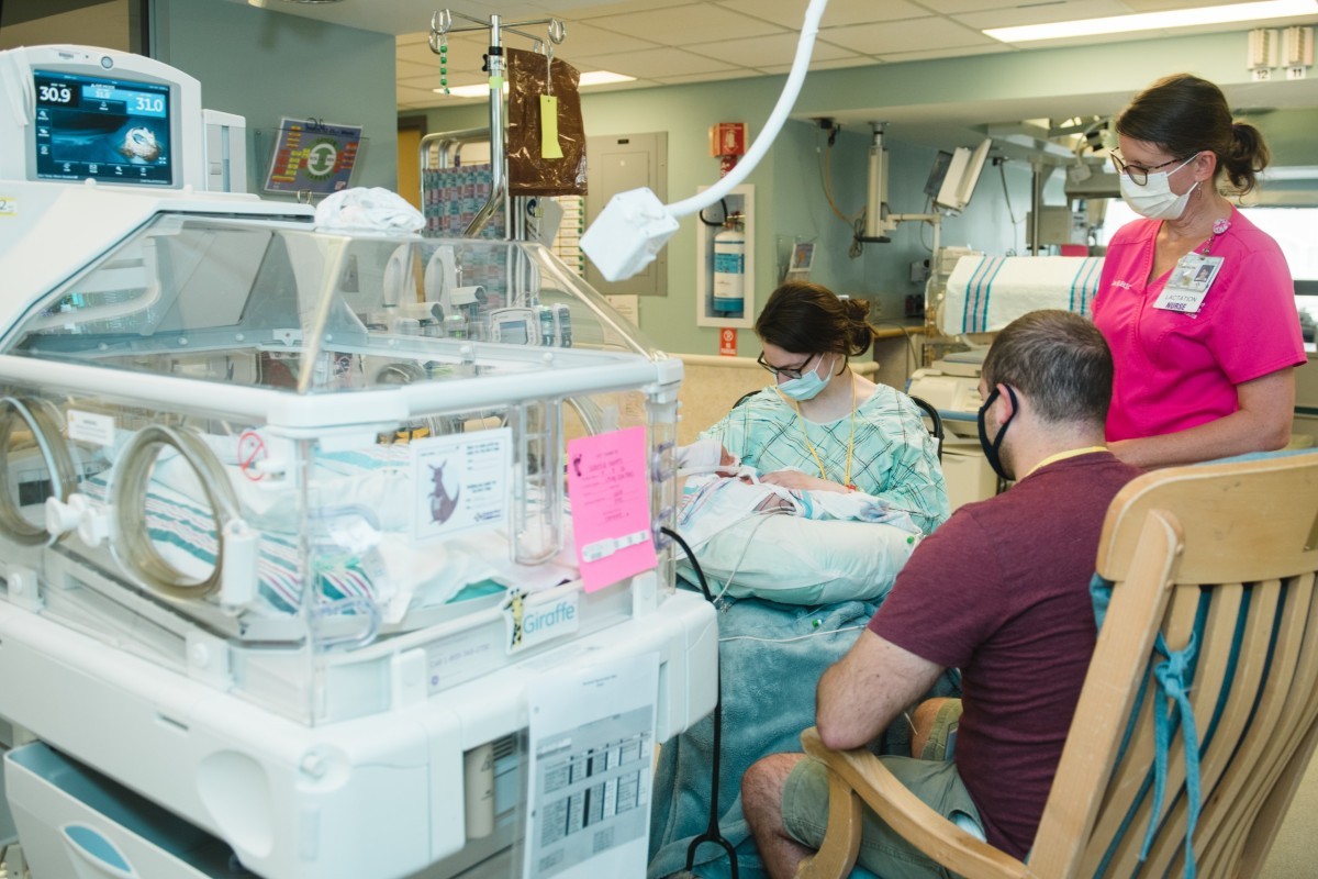 NICU baby with parents