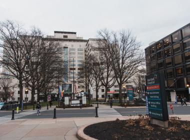 Exterior view of Hartford Hospital (30 Seymour St.) in Hartford