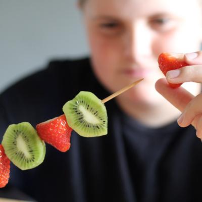 Strawberry and kiwi kebab